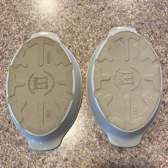 2 Pampered Chef Stonewear New Traditions Collection USA Oval Baking Dishes USED - Picture 8 of 16